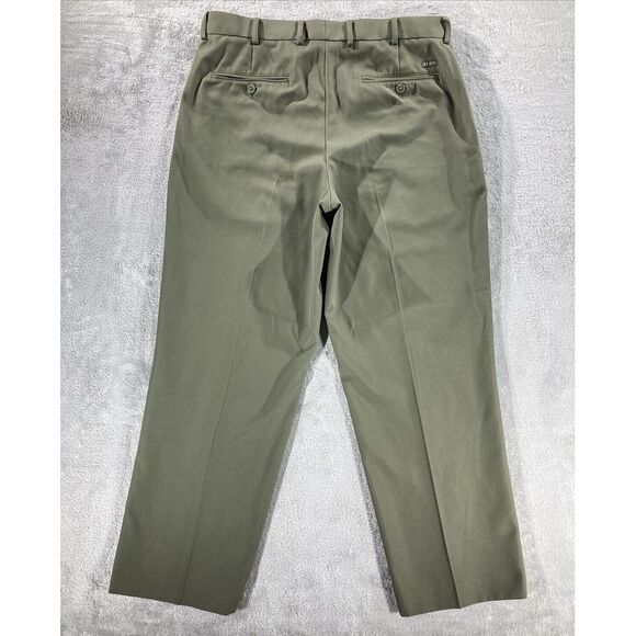 IZOD XFG Pleated Chino Dress Pants Mens Size 34x30 Olive Green 100% Polyester‎ - Picture 2 of 11